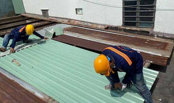 THỢ LÀM MÁI TÔN NGHĨA THÀNH GIA NGHĨA ĐẮK NÔNG